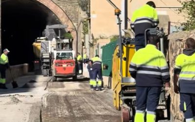 Portbou mejoró la conectividad y la seguridad con la asfaltatge de la calle de la Riera